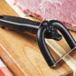 🥩 50% OFF NOW! Handheld fat trimmer for beef & pork – U-shaped blade holder, stainless steel blades, and ergonomic grip – perfect for grilling, meal prep, and cooking for large groups 🍖