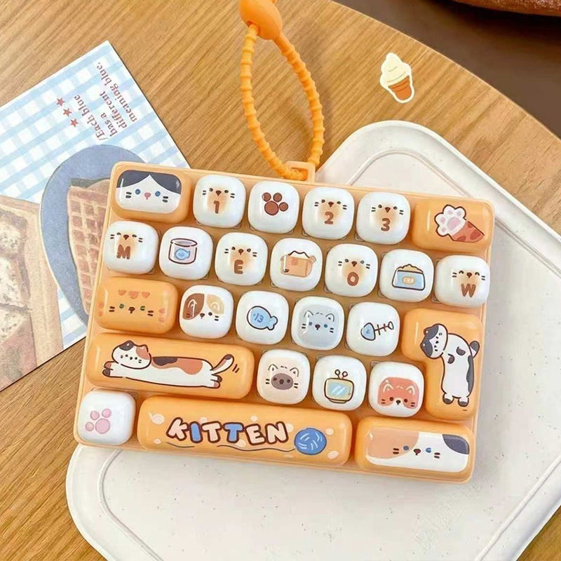 Keyboard Button Keychain Fidget Toy – product image