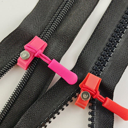 Clip-On Zipper Puller Repair Kit – product image